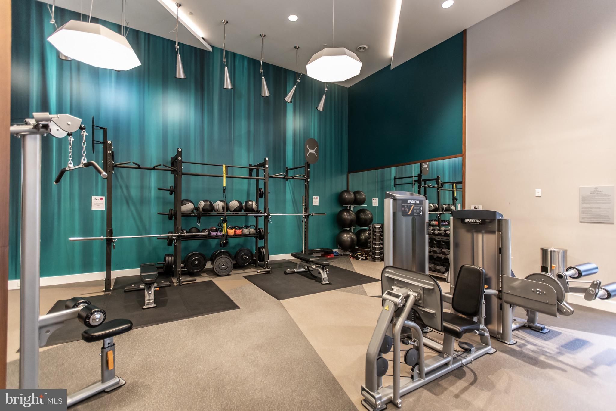 145 RIVERHAVEN DRIVE 224