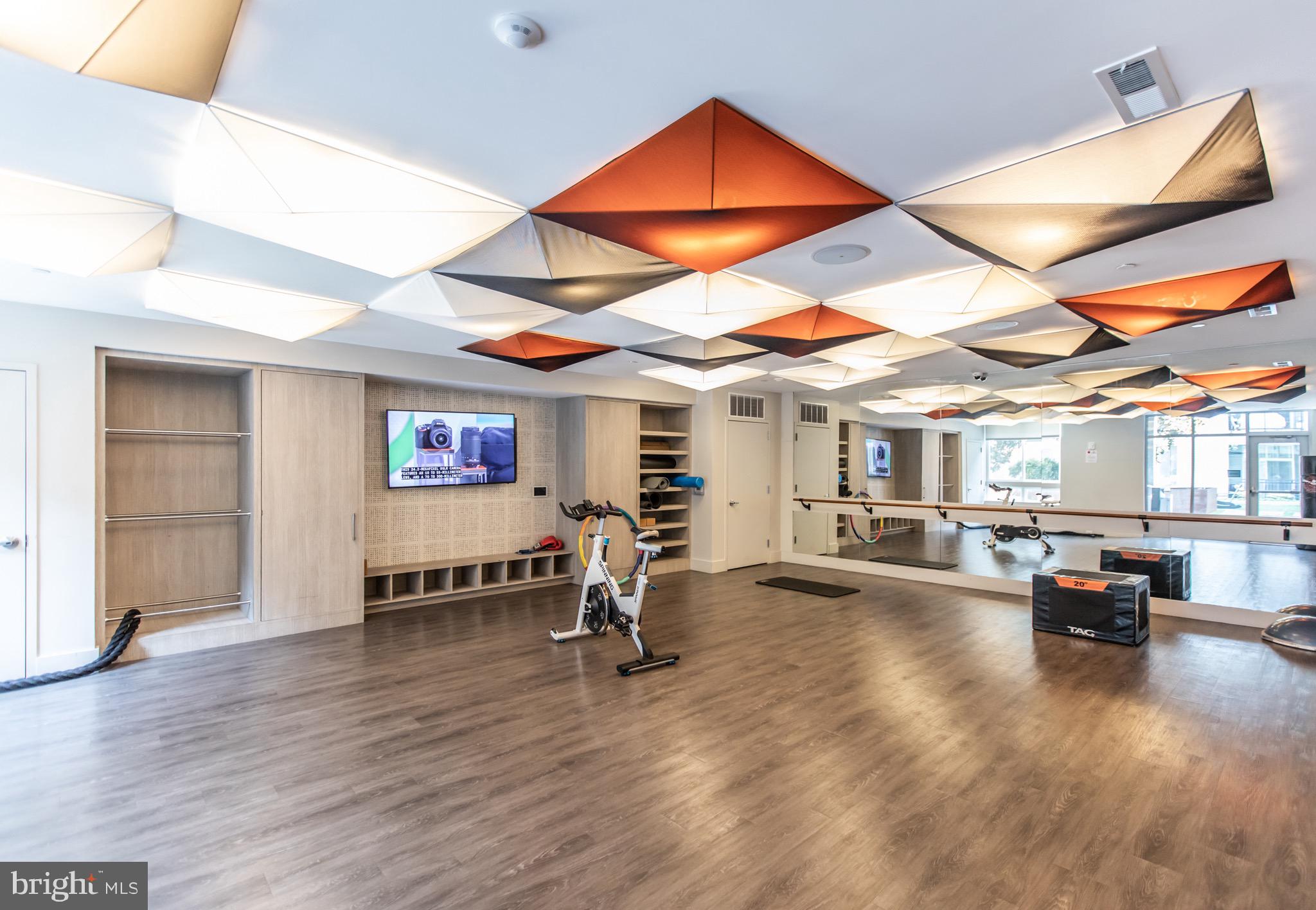 145 RIVERHAVEN DRIVE 224