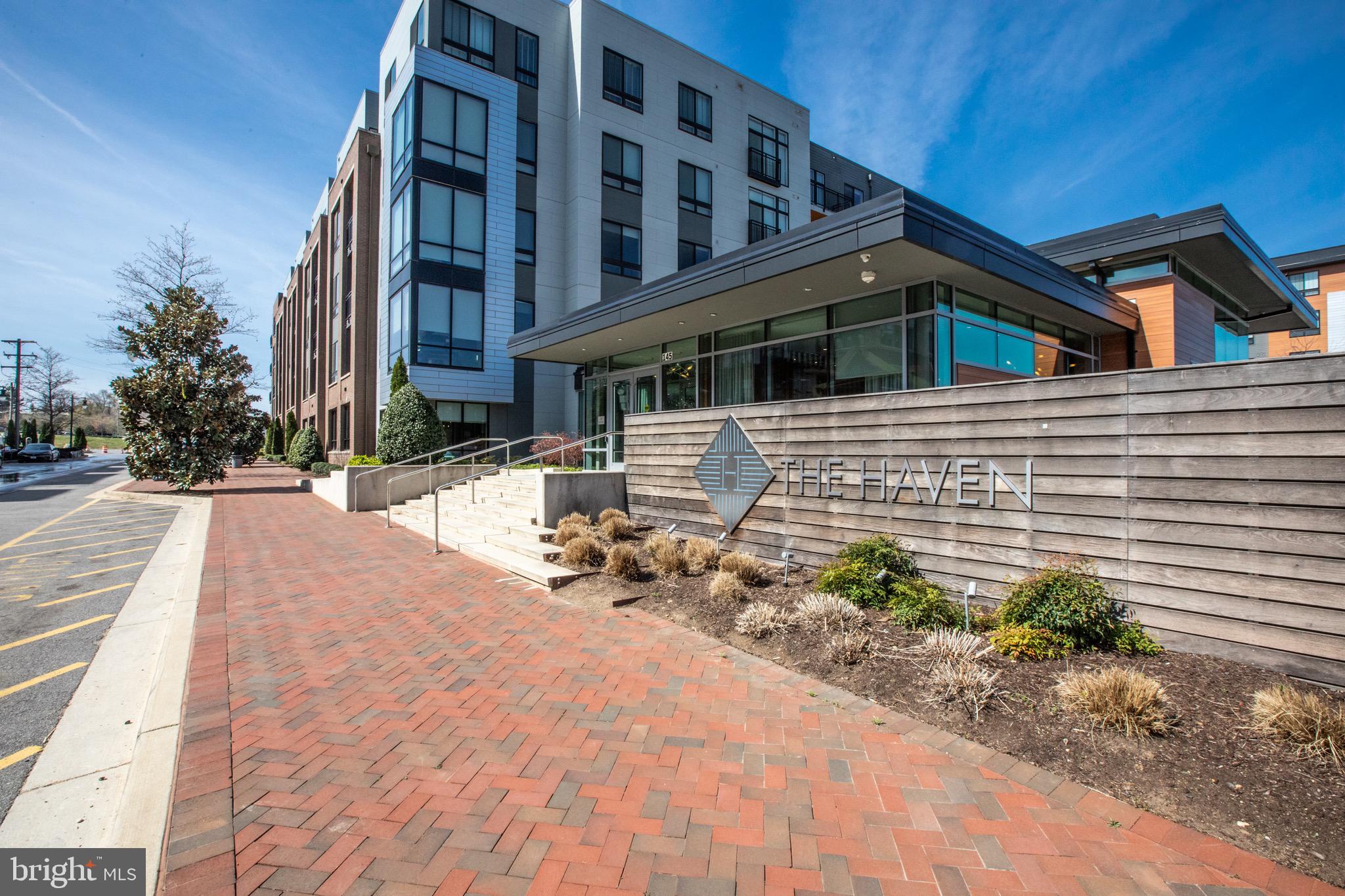 145 RIVERHAVEN DRIVE 224