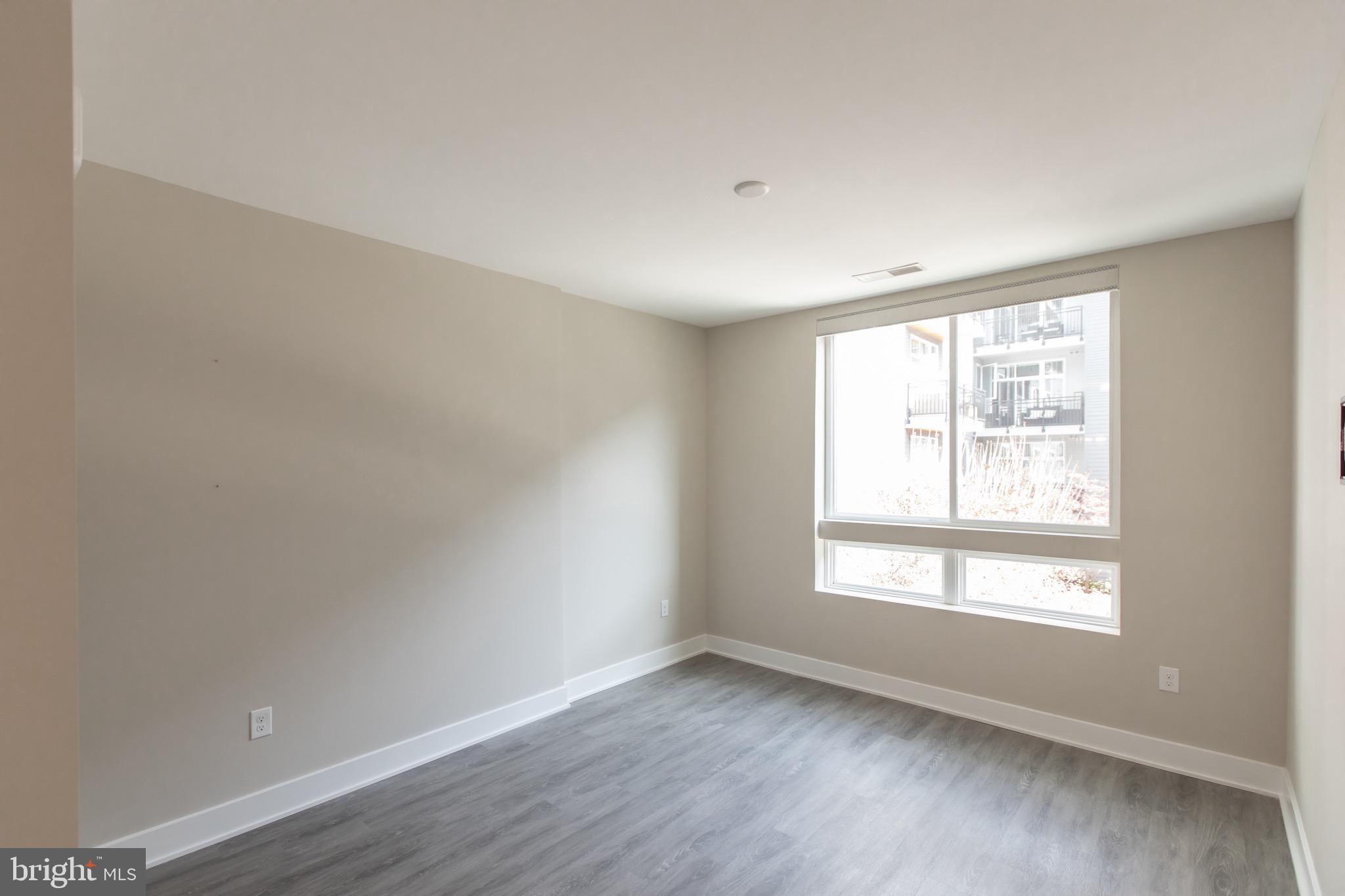 145 RIVERHAVEN DRIVE 224