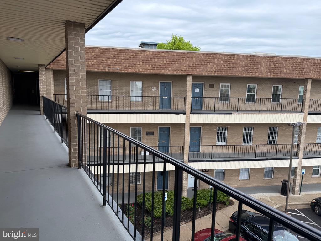 3321 TOLEDO TERRACE 201