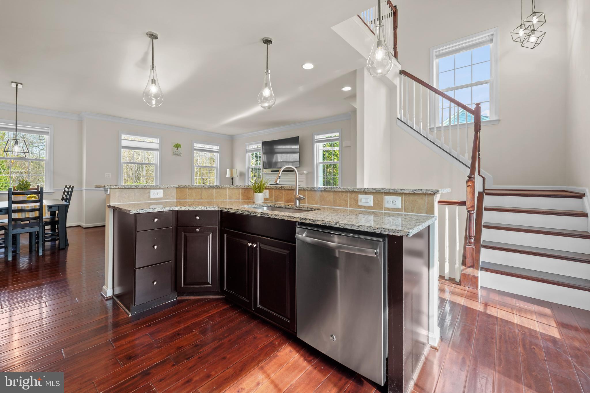 3571 HUNTLEY MANOR LANE