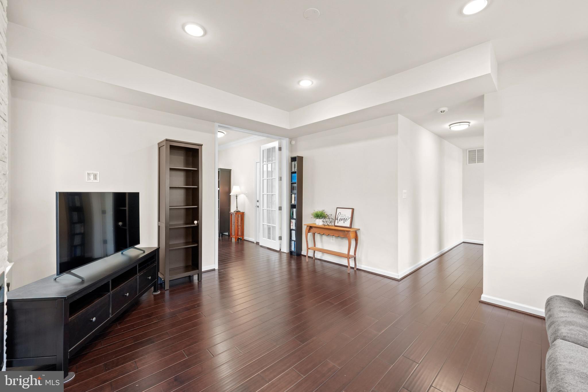 3571 HUNTLEY MANOR LANE