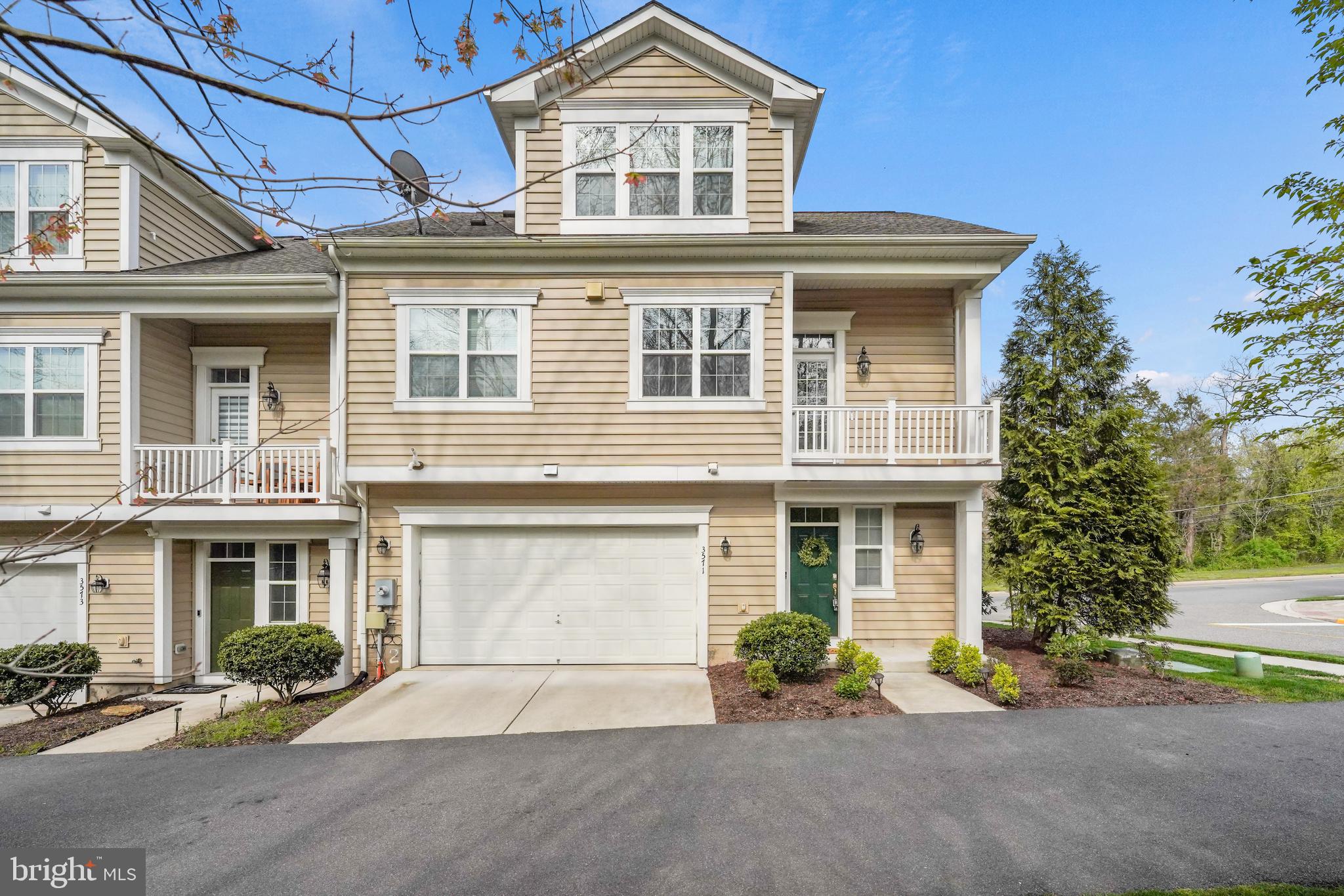 3571 HUNTLEY MANOR LANE