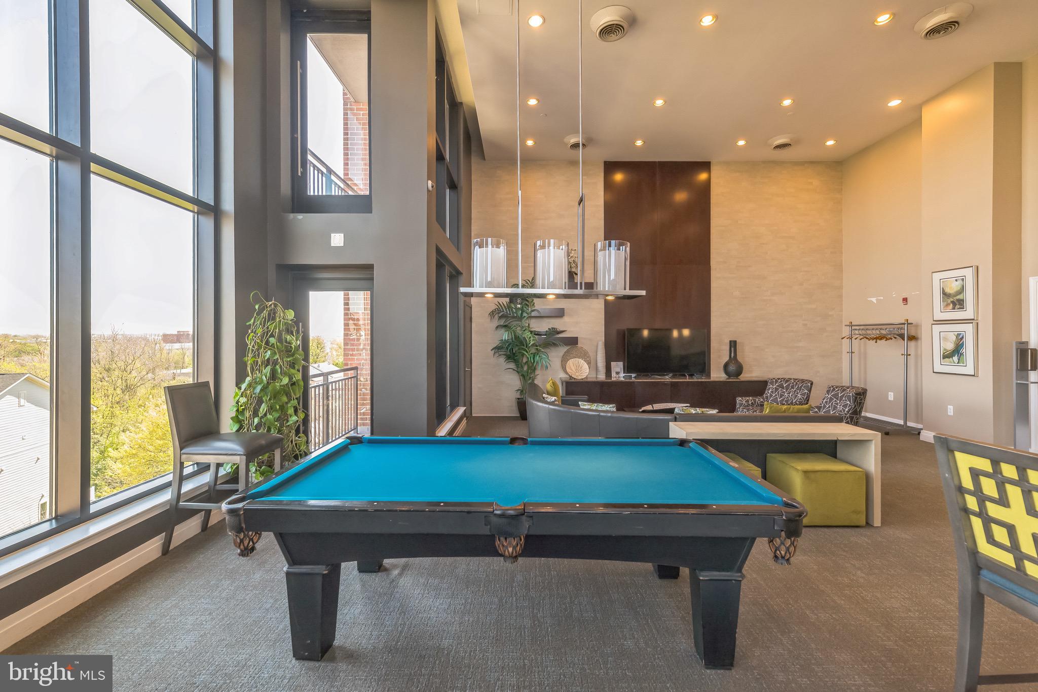 2451 MIDTOWN AVENUE 1118