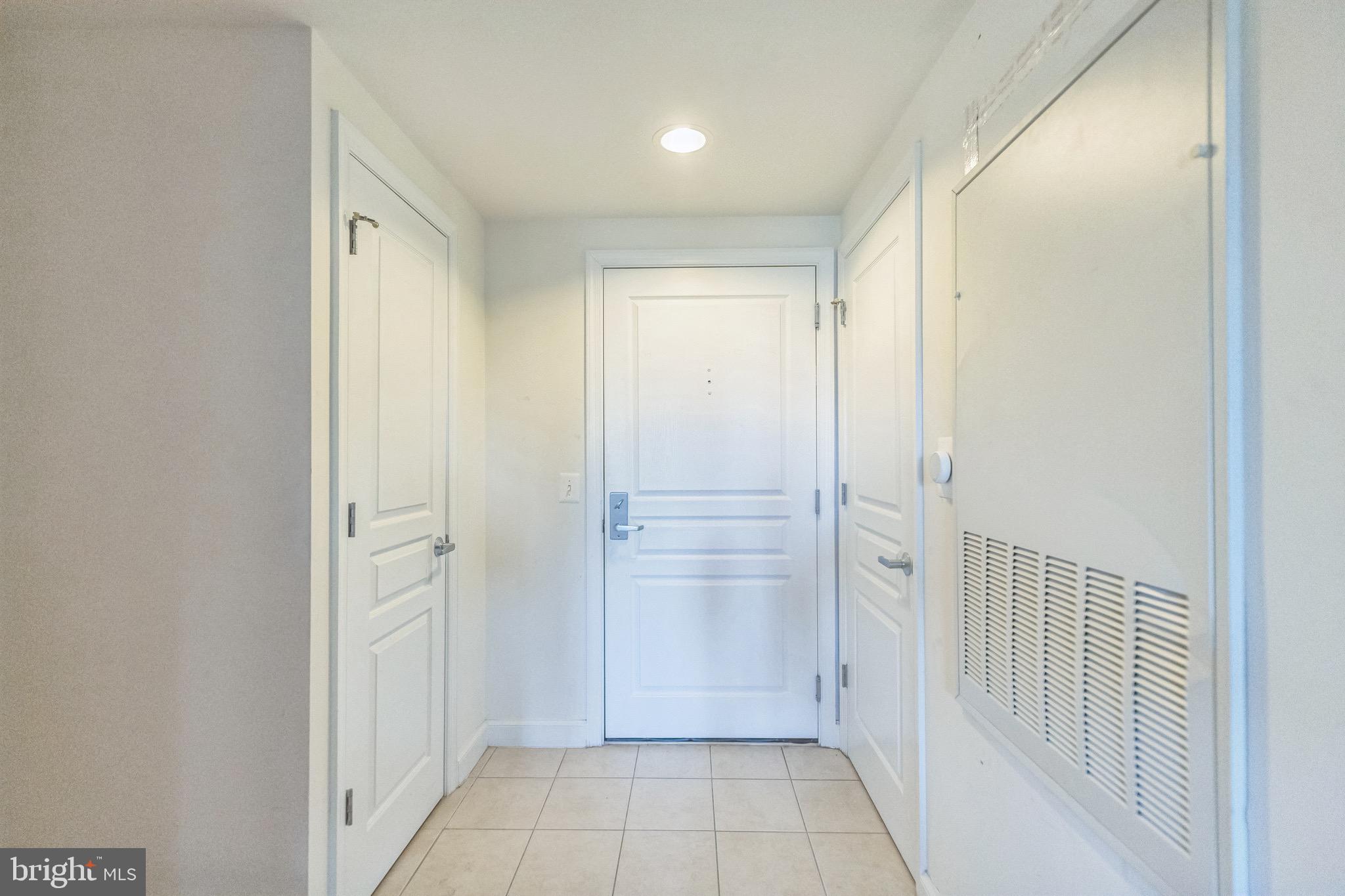 2451 MIDTOWN AVENUE 1118