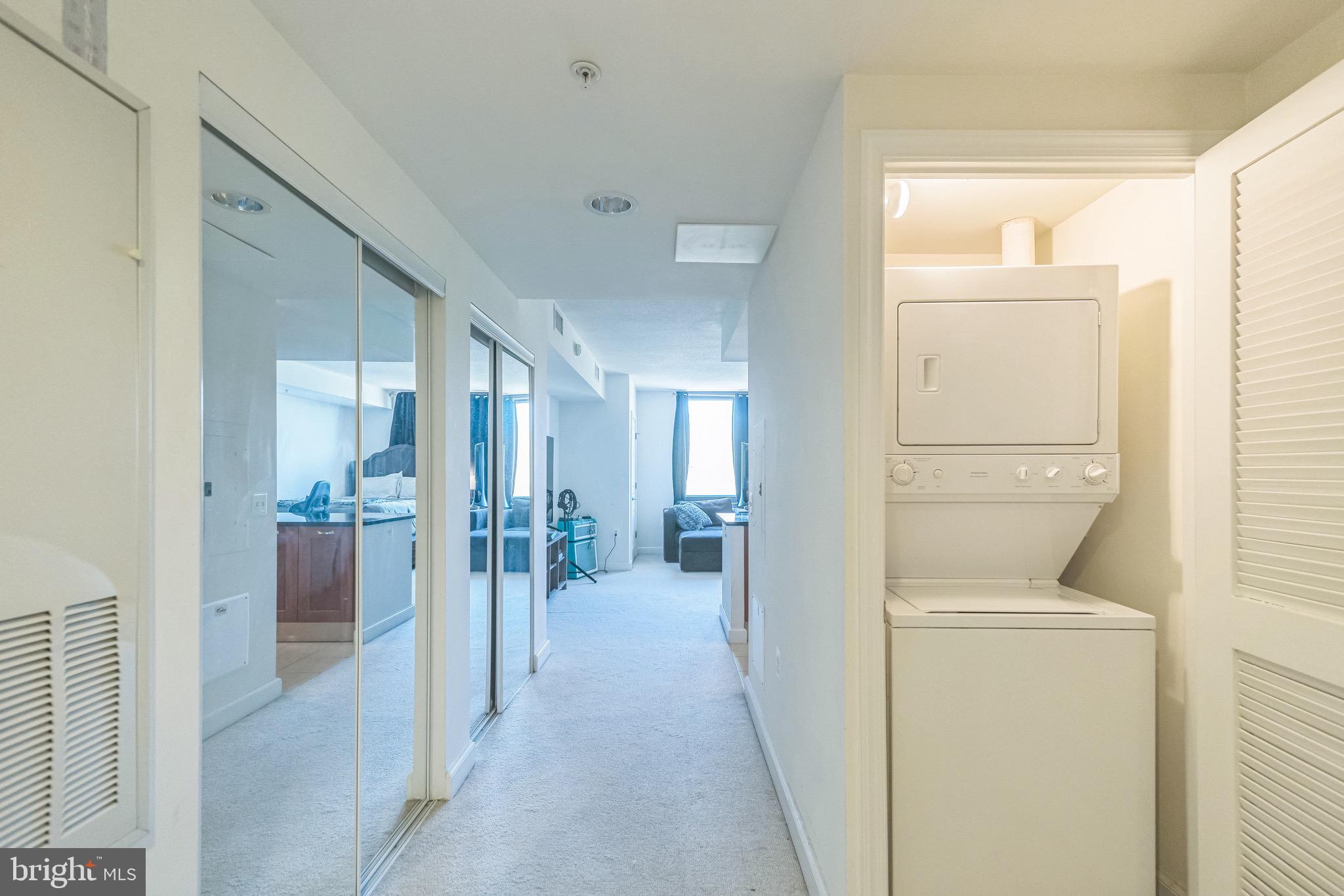 2451 MIDTOWN AVENUE 1118