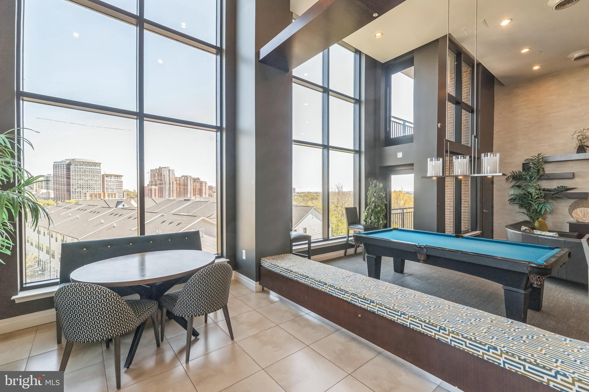 2451 MIDTOWN AVENUE 1118