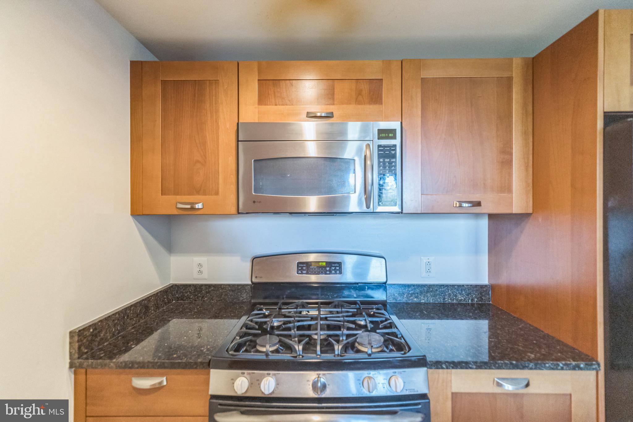 2451 MIDTOWN AVENUE 1118