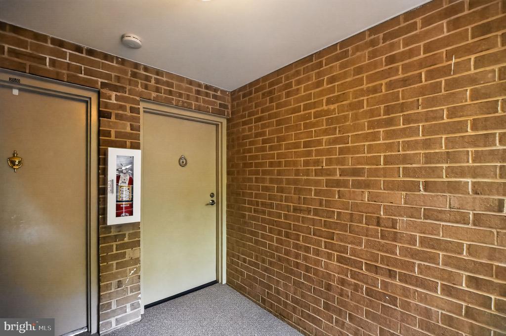 2114 GREEN WATCH WAY 10/201E