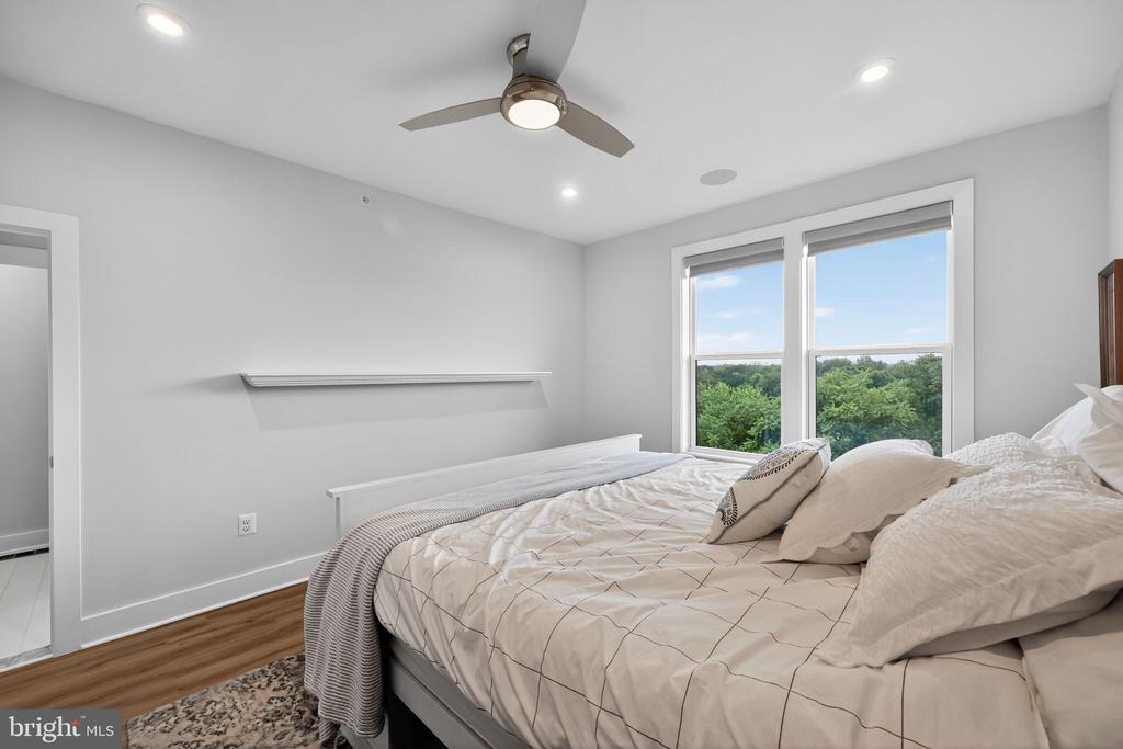 5268 OLD MAIN STREET C 303