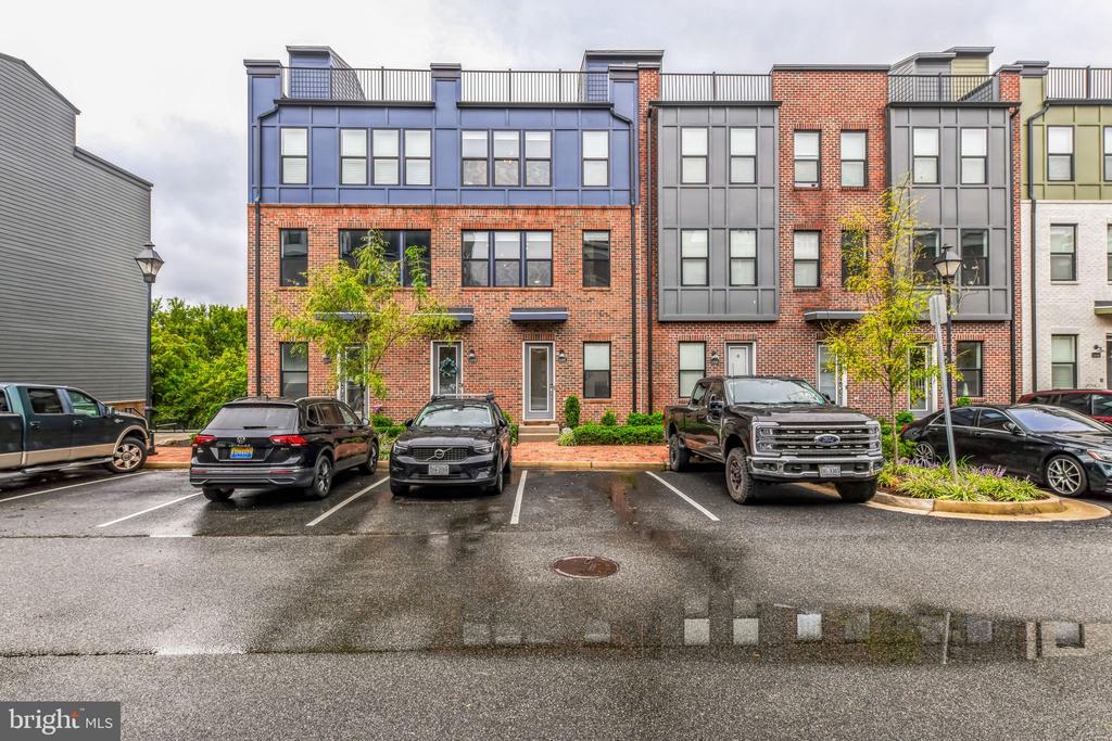 5268 OLD MAIN STREET C 303