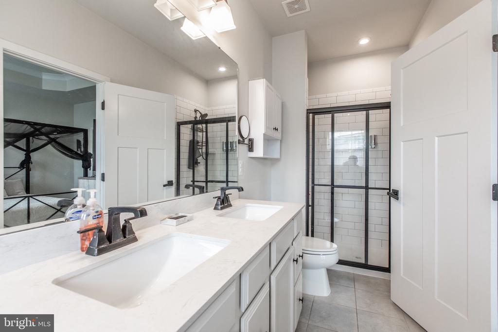 18105 RED CEDAR ROAD