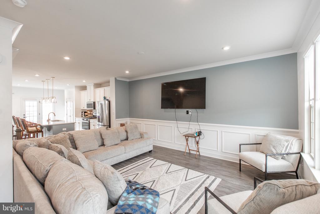 18105 RED CEDAR ROAD
