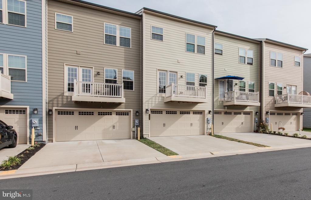 18105 RED CEDAR ROAD