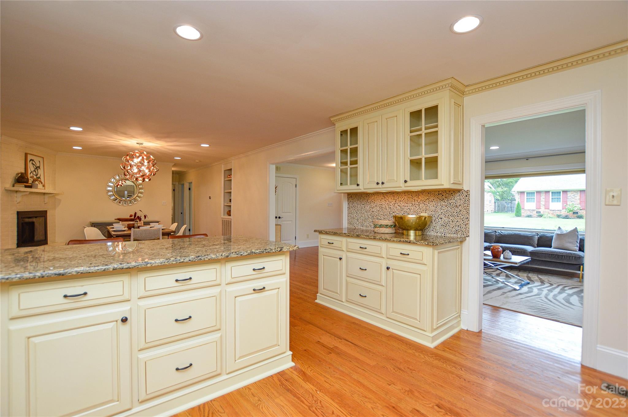 5001 Currituck Drive