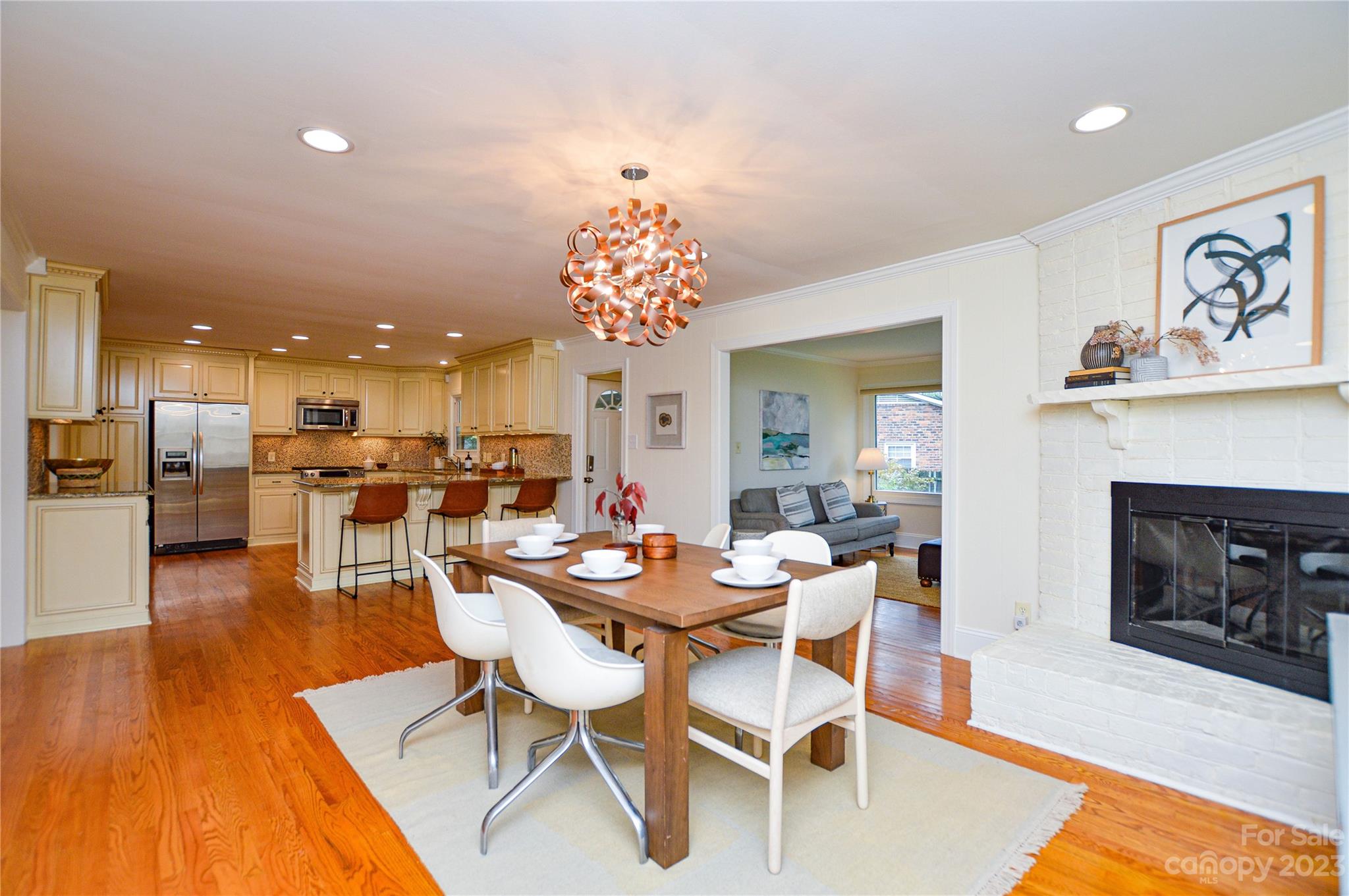 5001 Currituck Drive