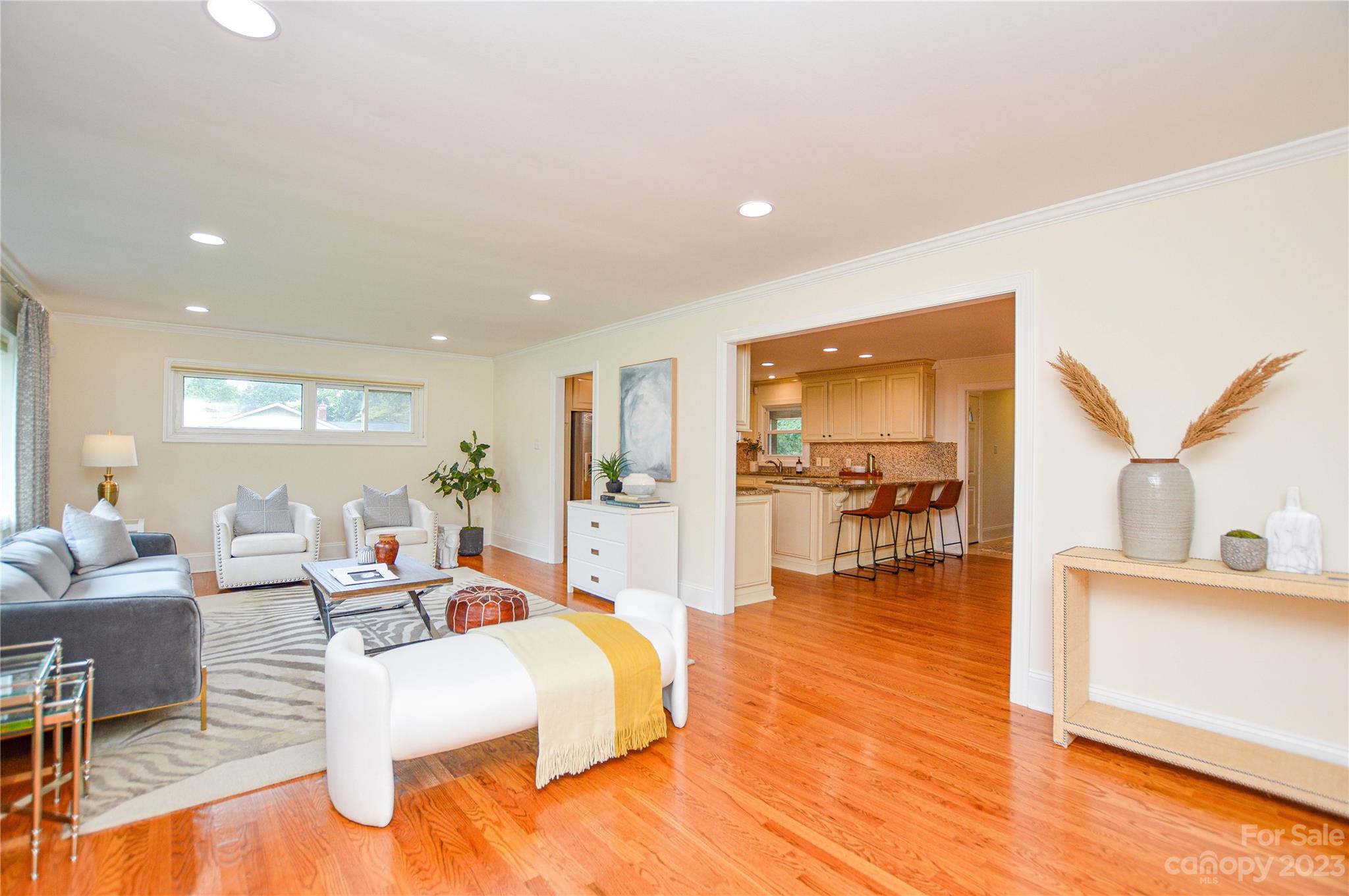 5001 Currituck Drive
