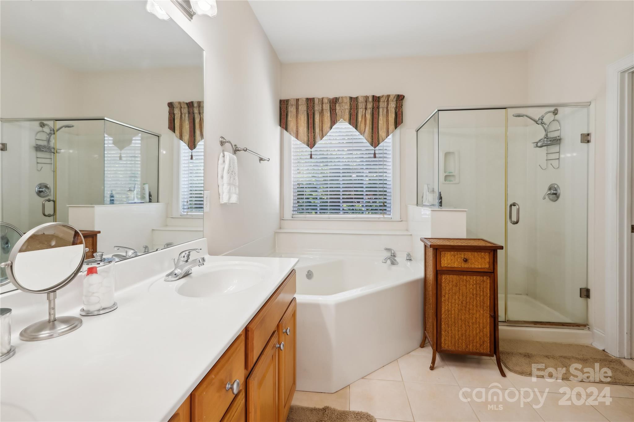 727 SW King Fredrick Lane