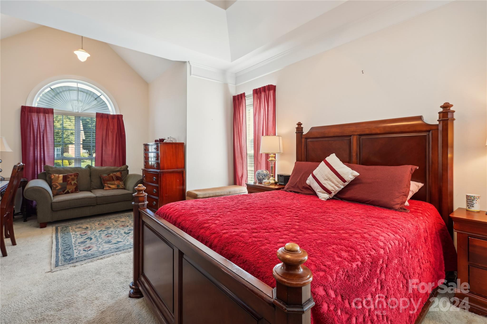 727 SW King Fredrick Lane