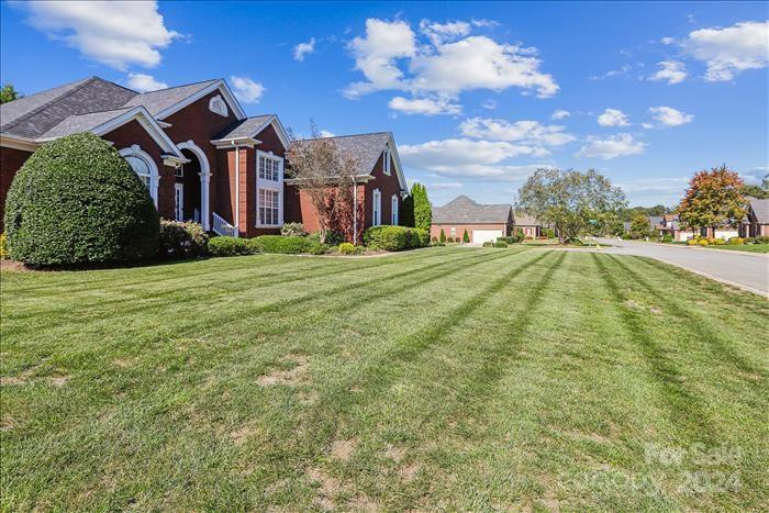 727 SW King Fredrick Lane