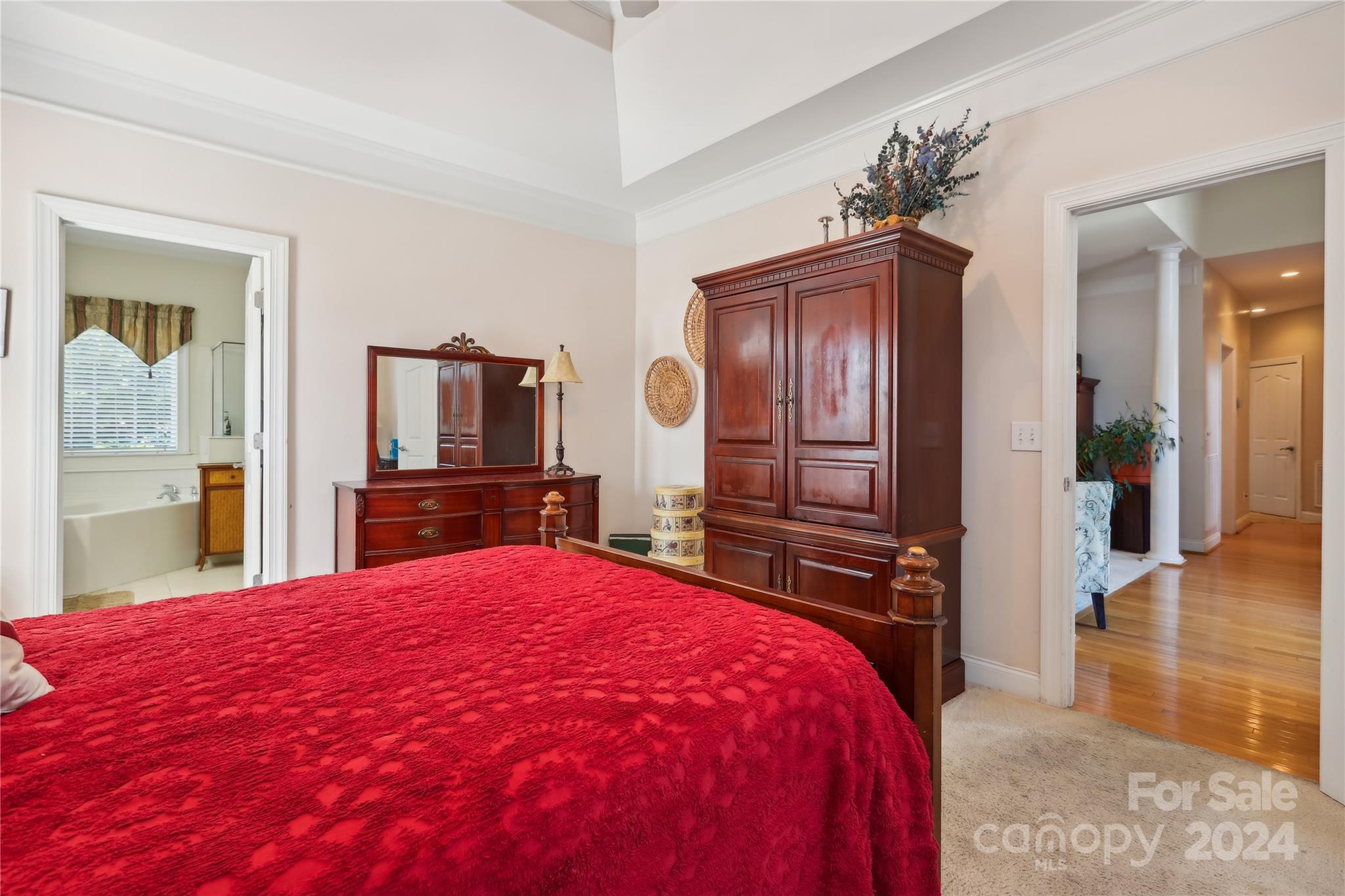 727 SW King Fredrick Lane