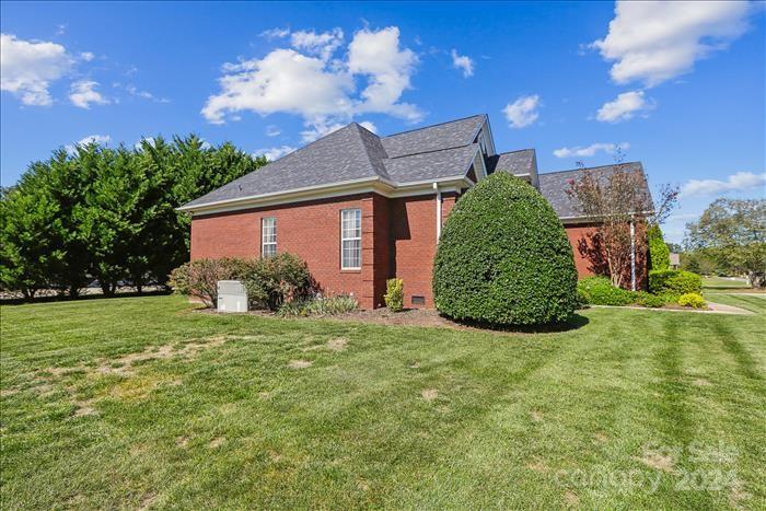 727 SW King Fredrick Lane