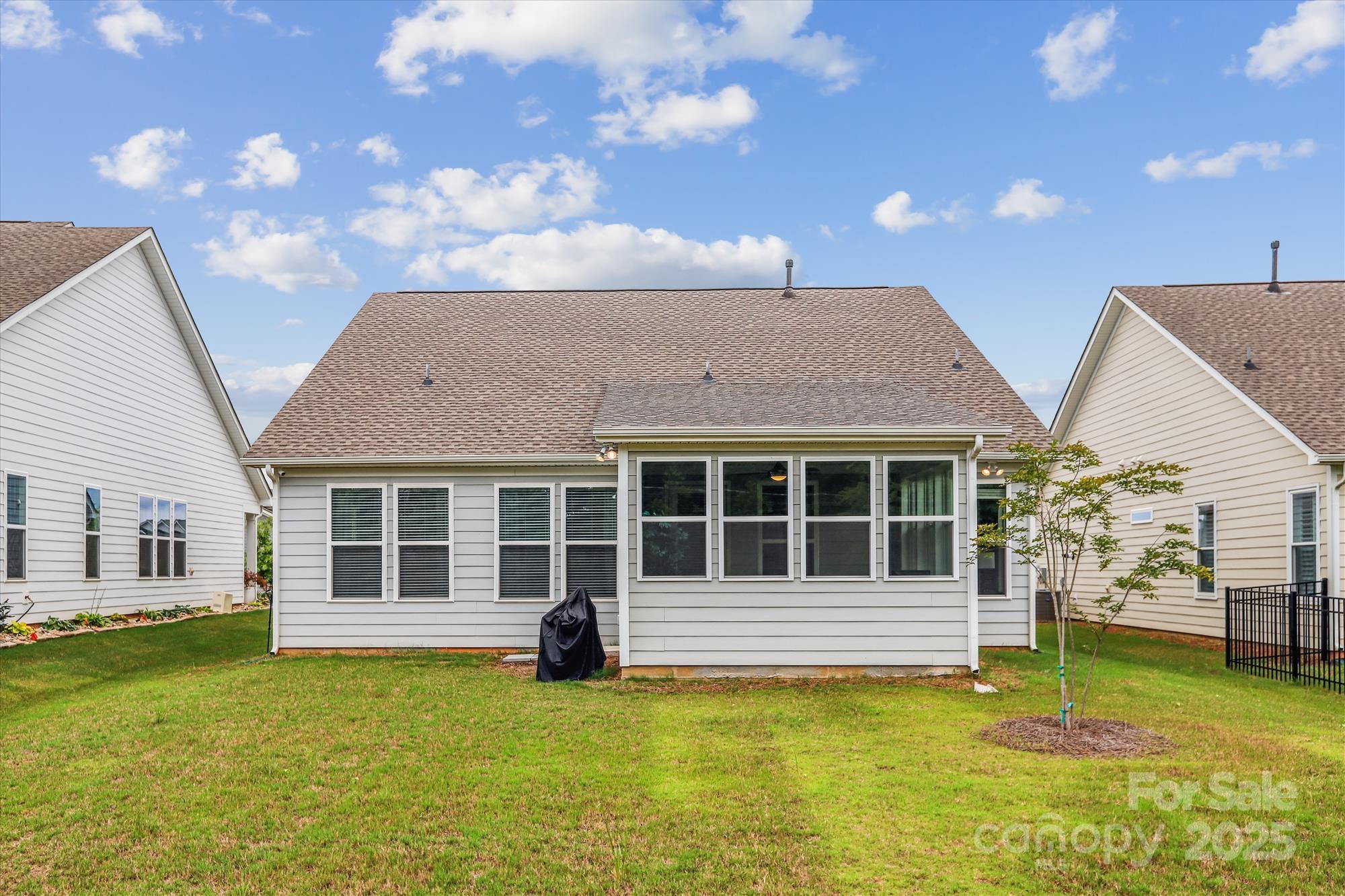 10400 Superb Lane