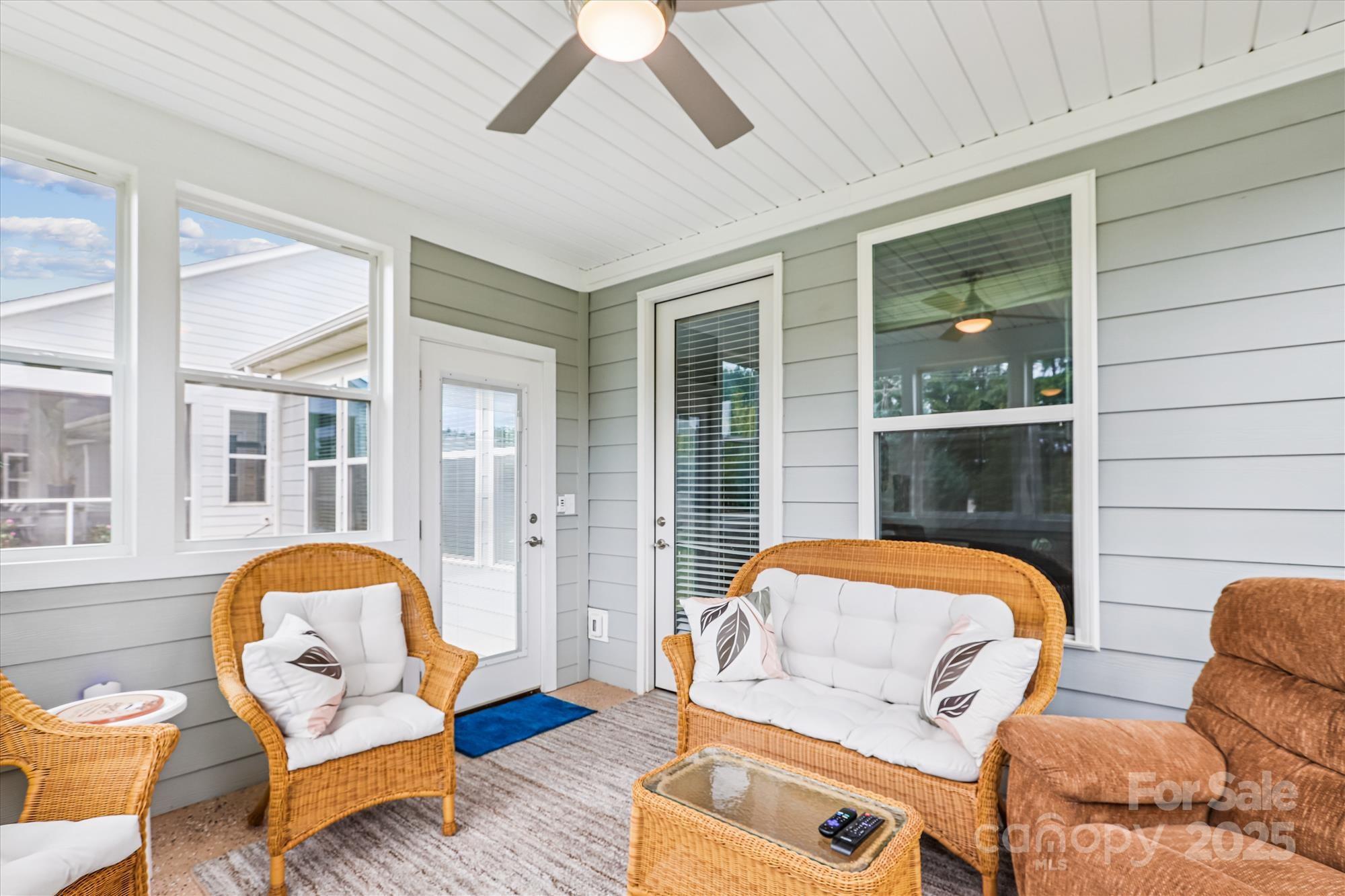 10400 Superb Lane