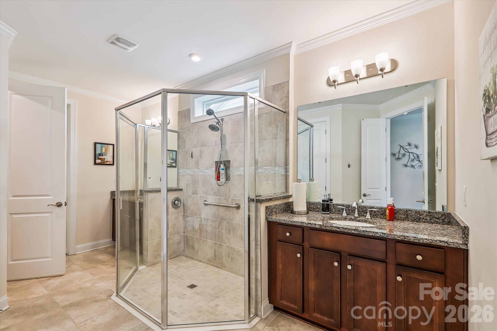 10400 Superb Lane