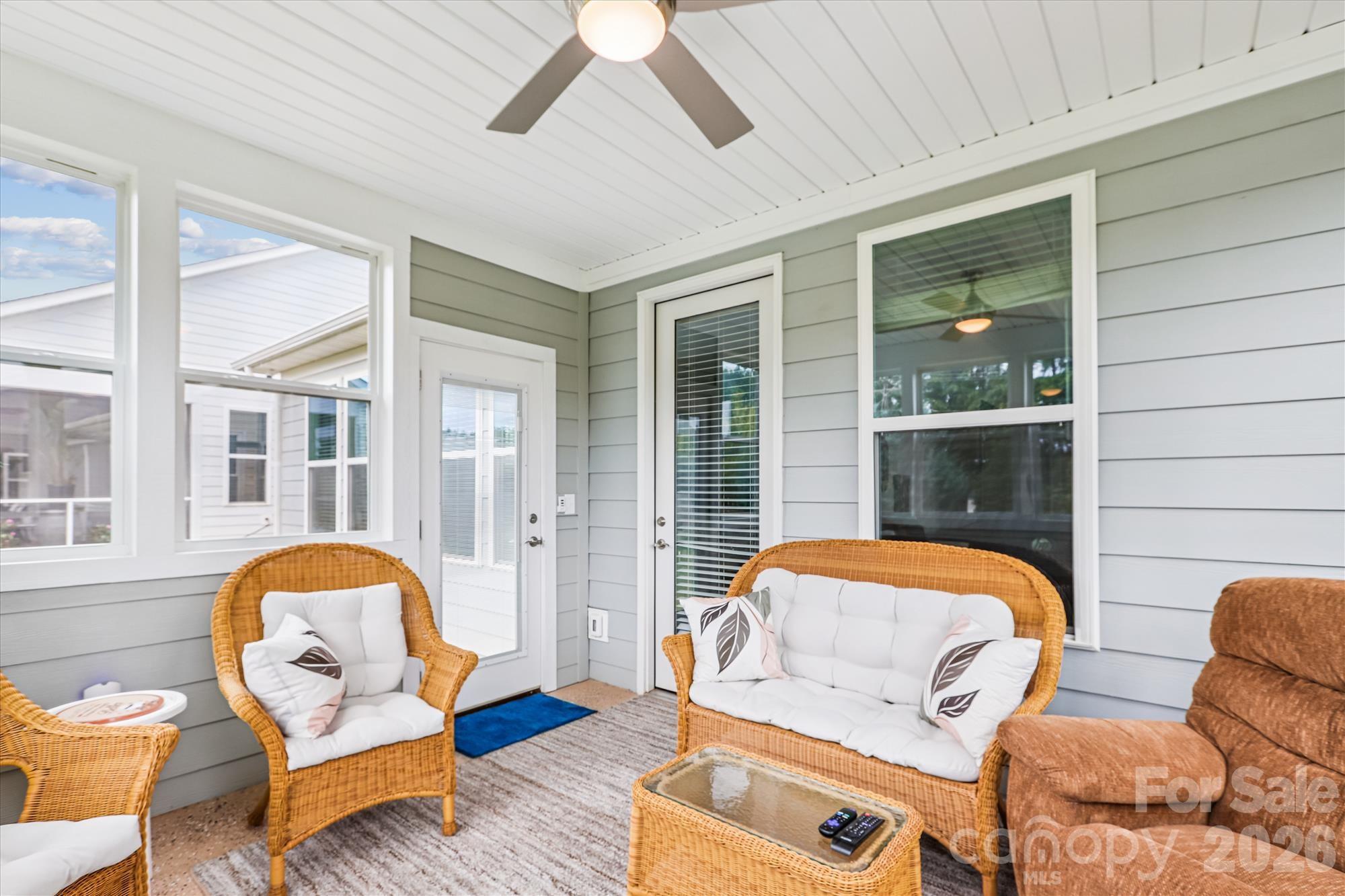 10400 Superb Lane