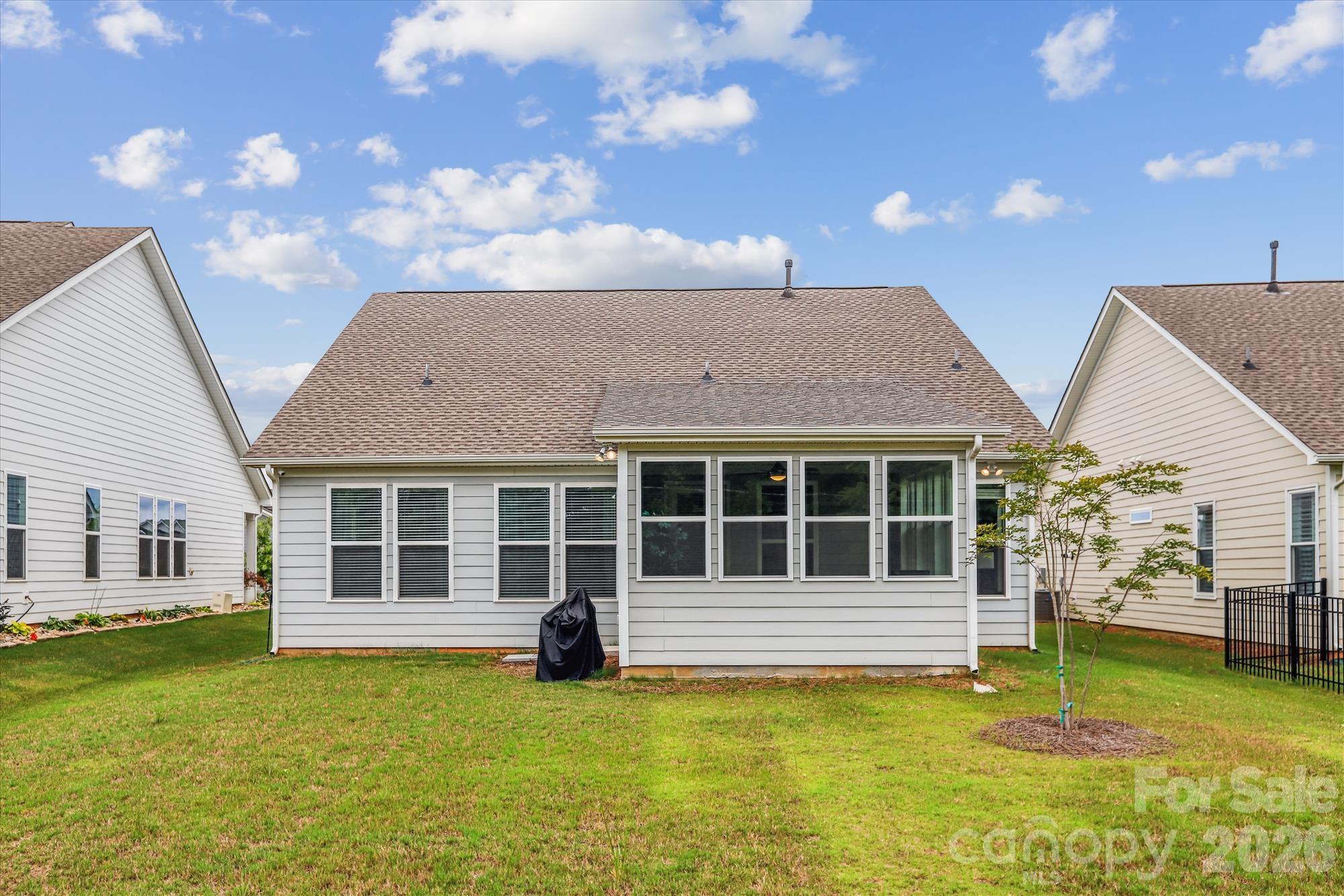 10400 Superb Lane