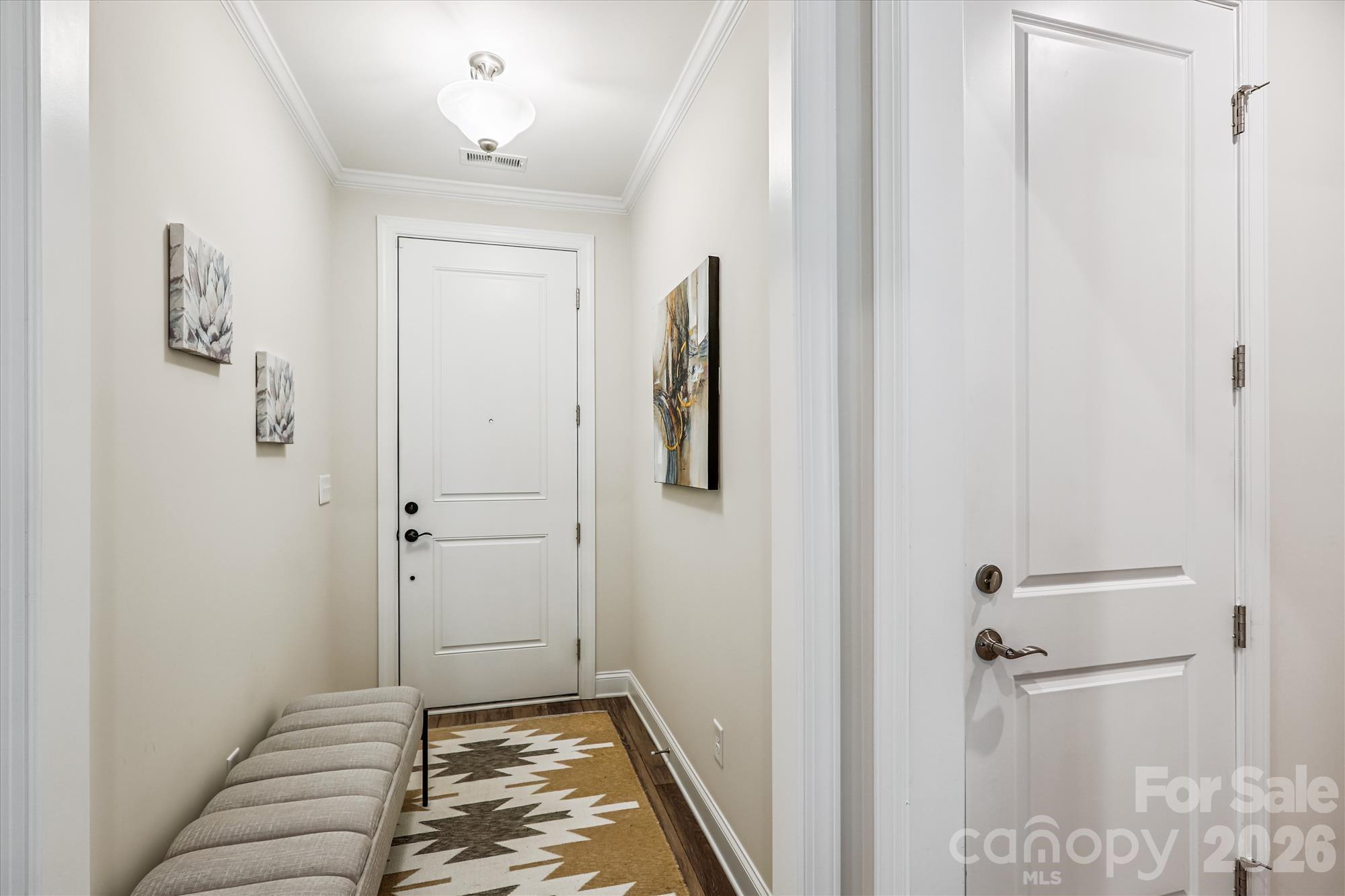10400 Superb Lane