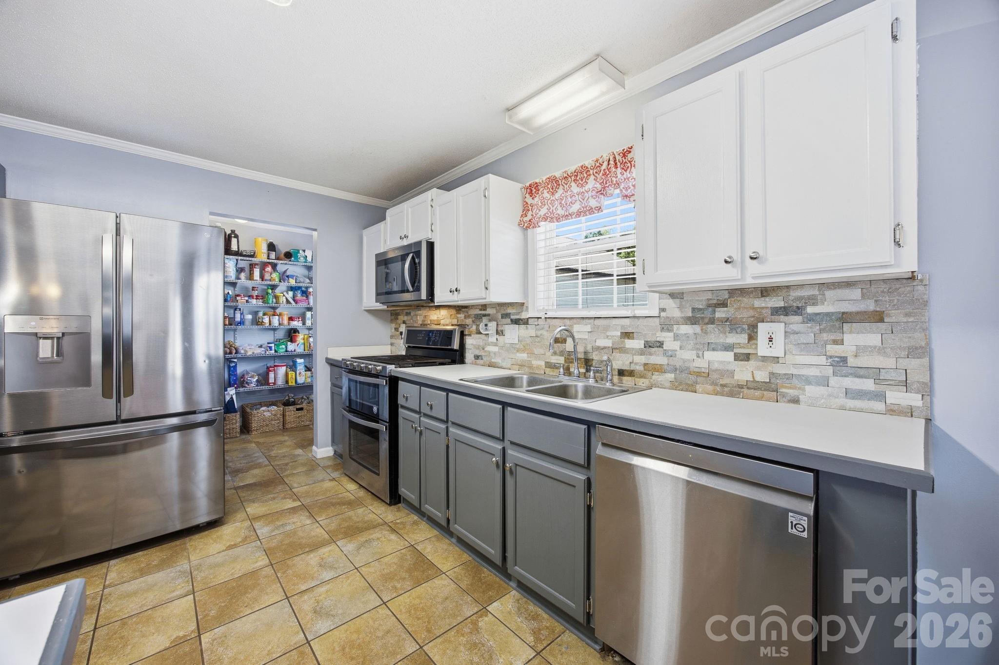 470 Westen Acres Drive