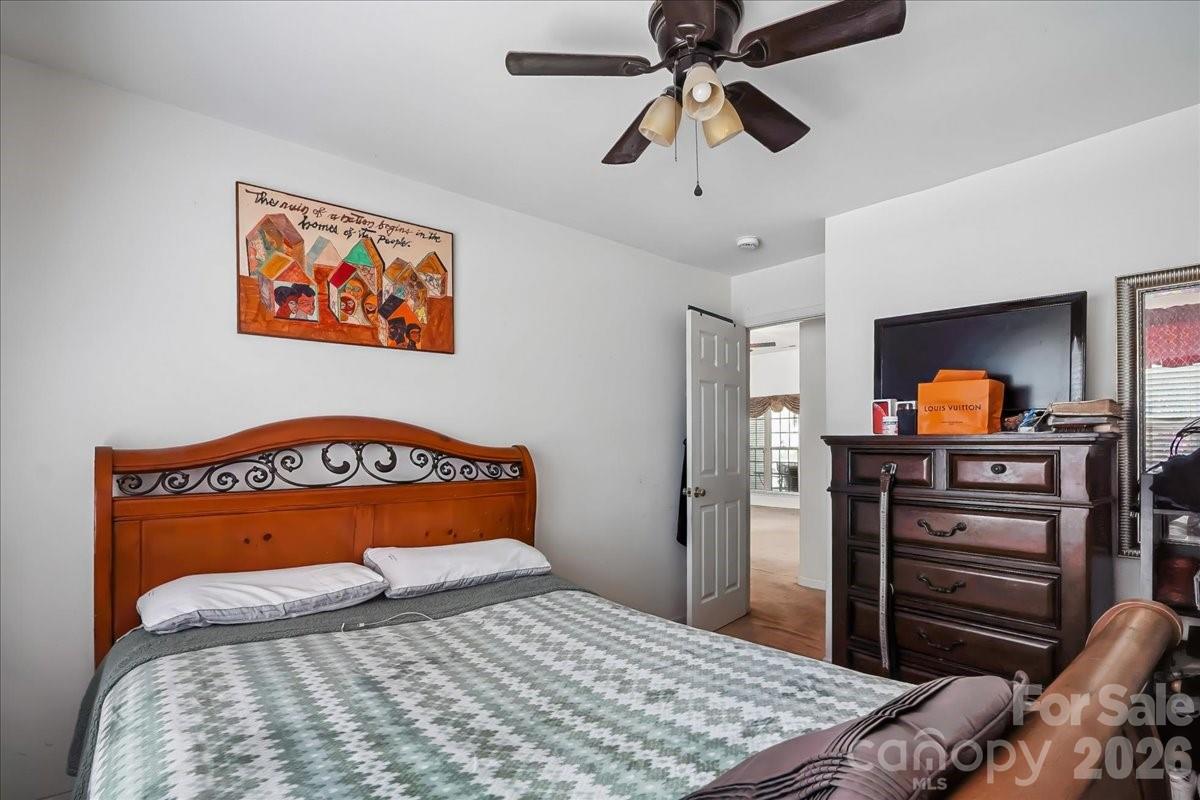 2127 Candlelight Woods Drive