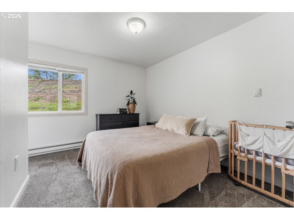 114 CHERRY ST NW
