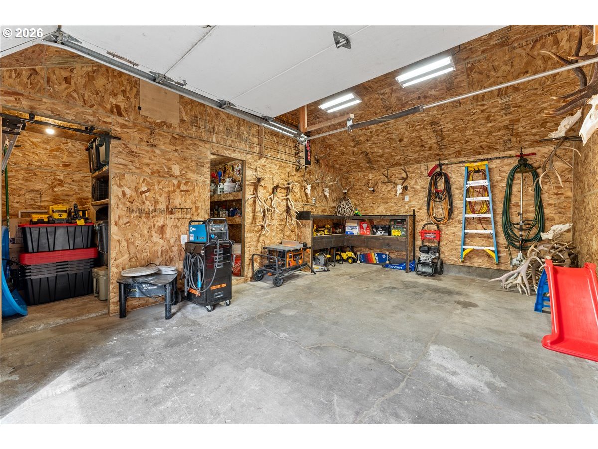 114 CHERRY ST NW