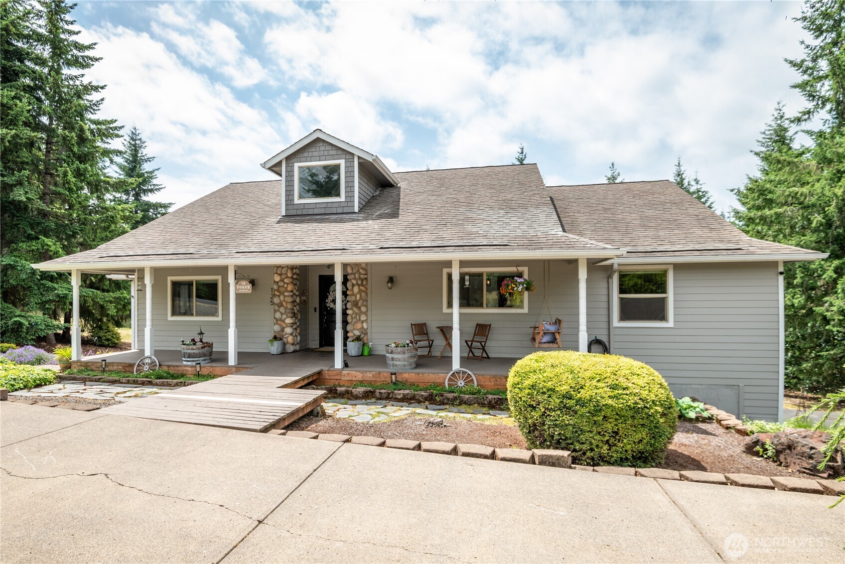 125 Dalyn Court