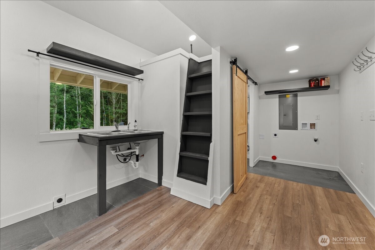 188 Sparrow Lane