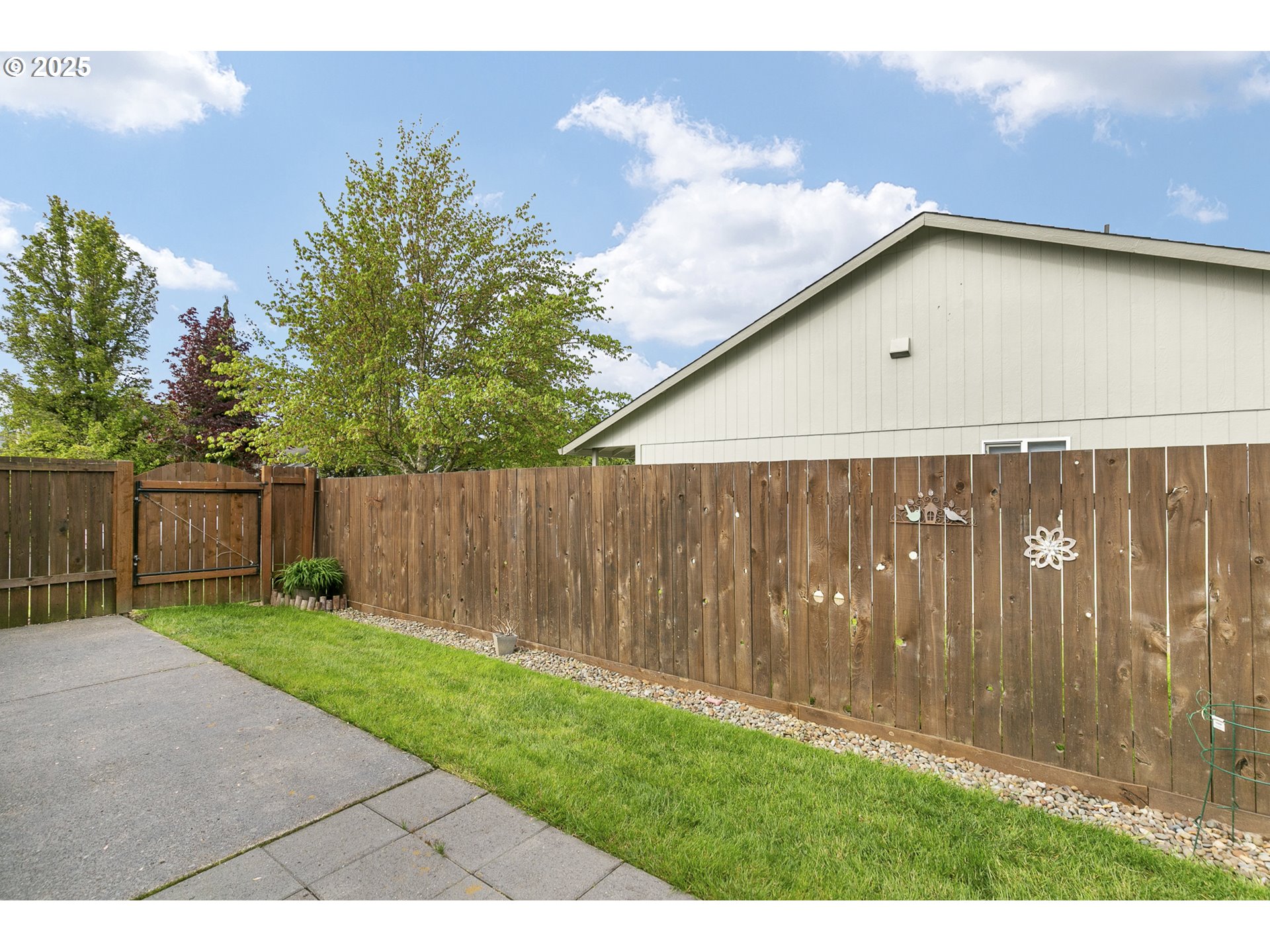 516 SE 8TH PL H17