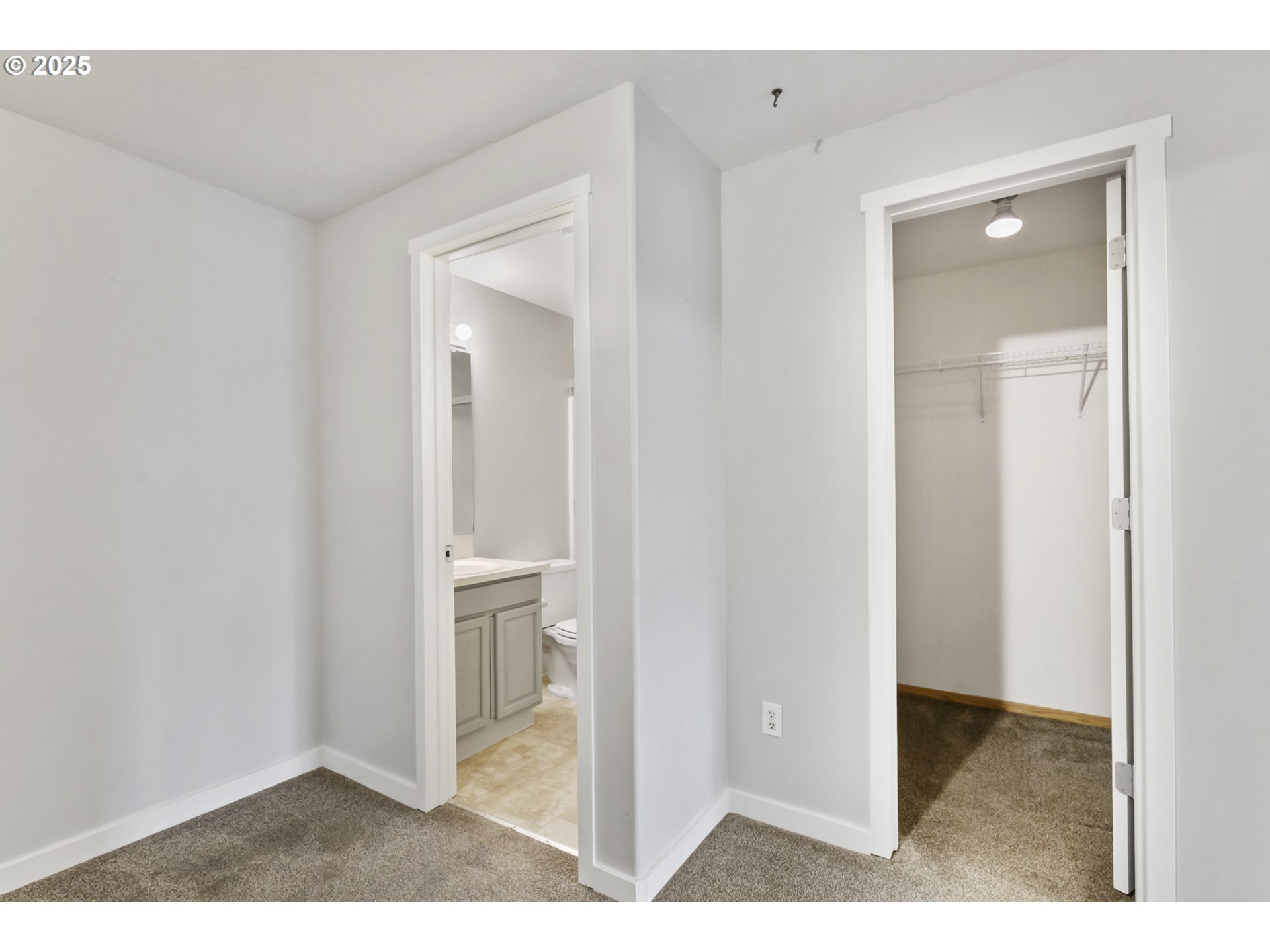 516 SE 8TH PL H17