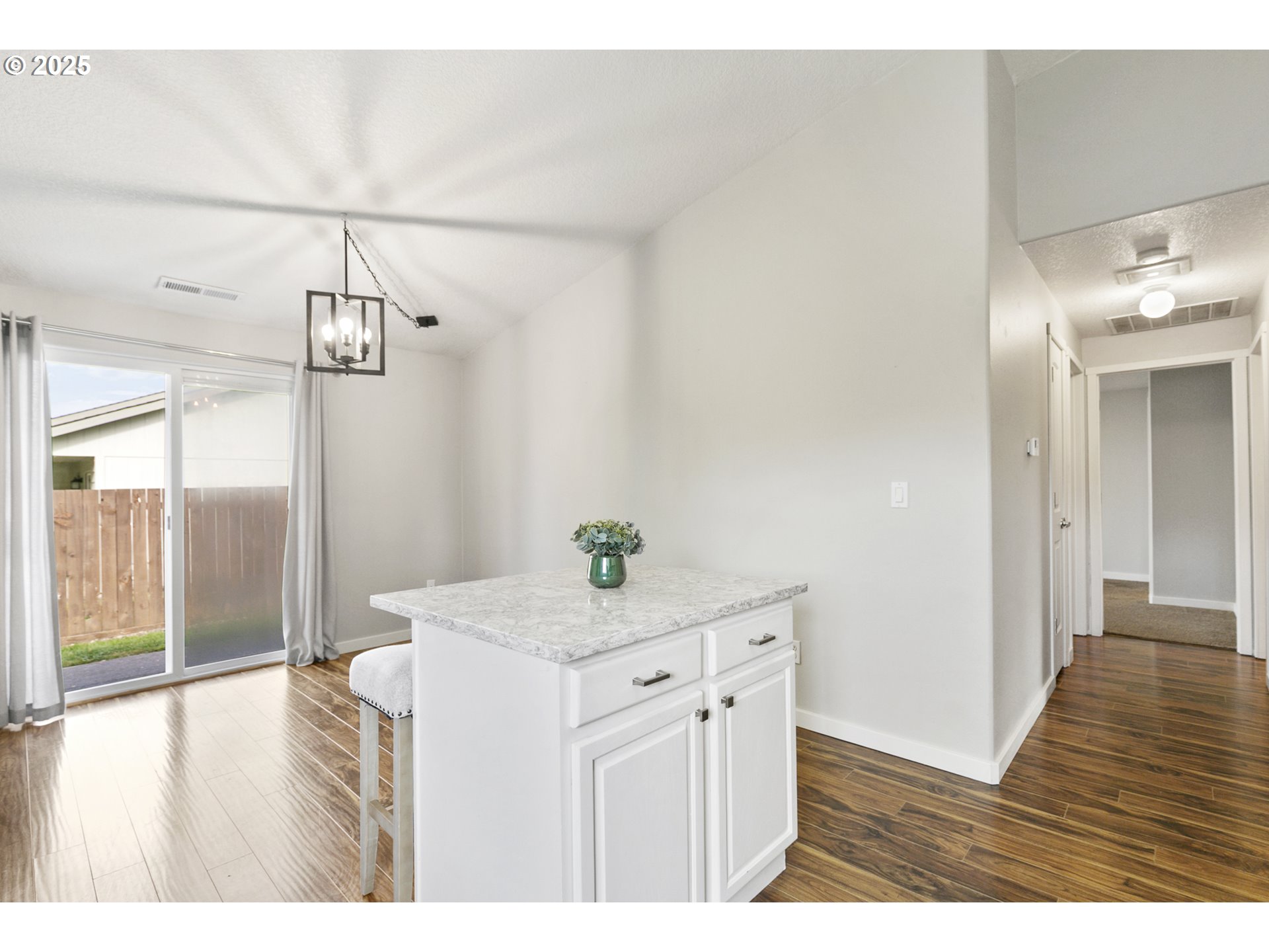516 SE 8TH PL H17