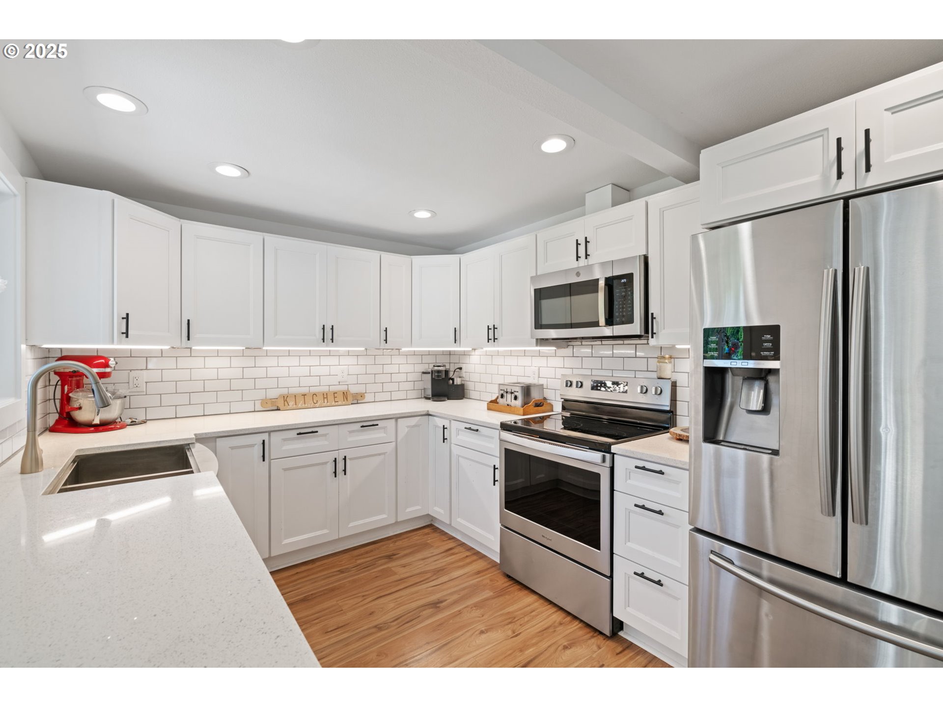 115 SW 4TH ST