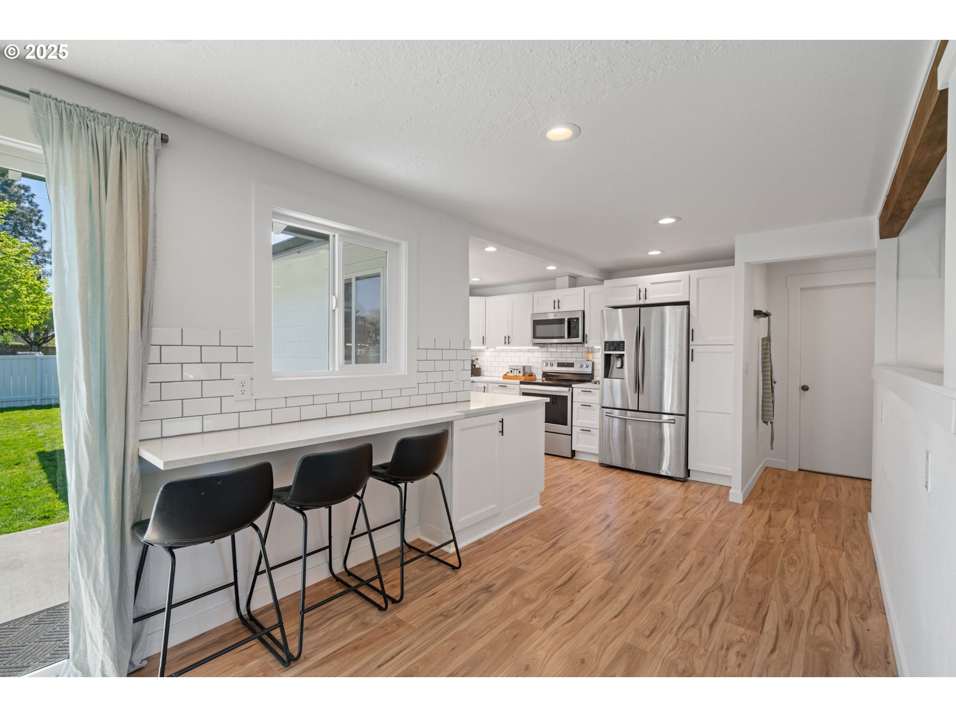 115 SW 4TH ST