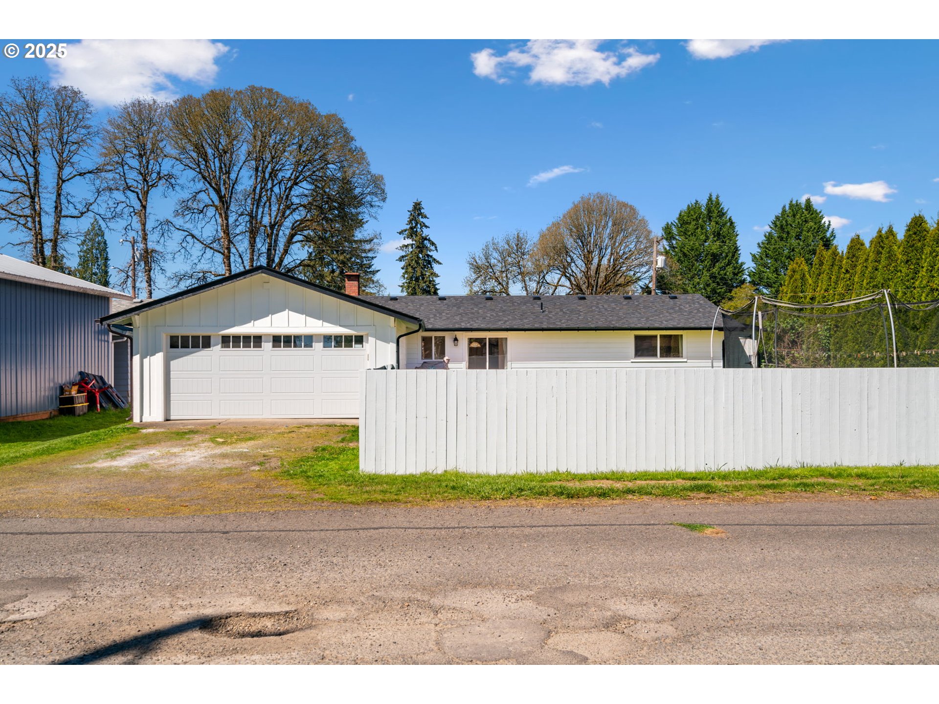 115 SW 4TH ST