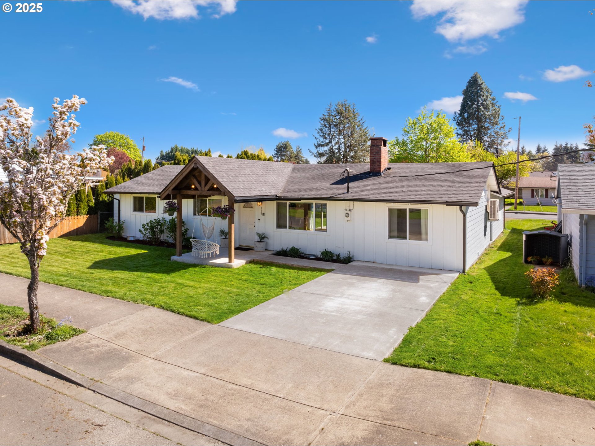 115 SW 4TH ST
