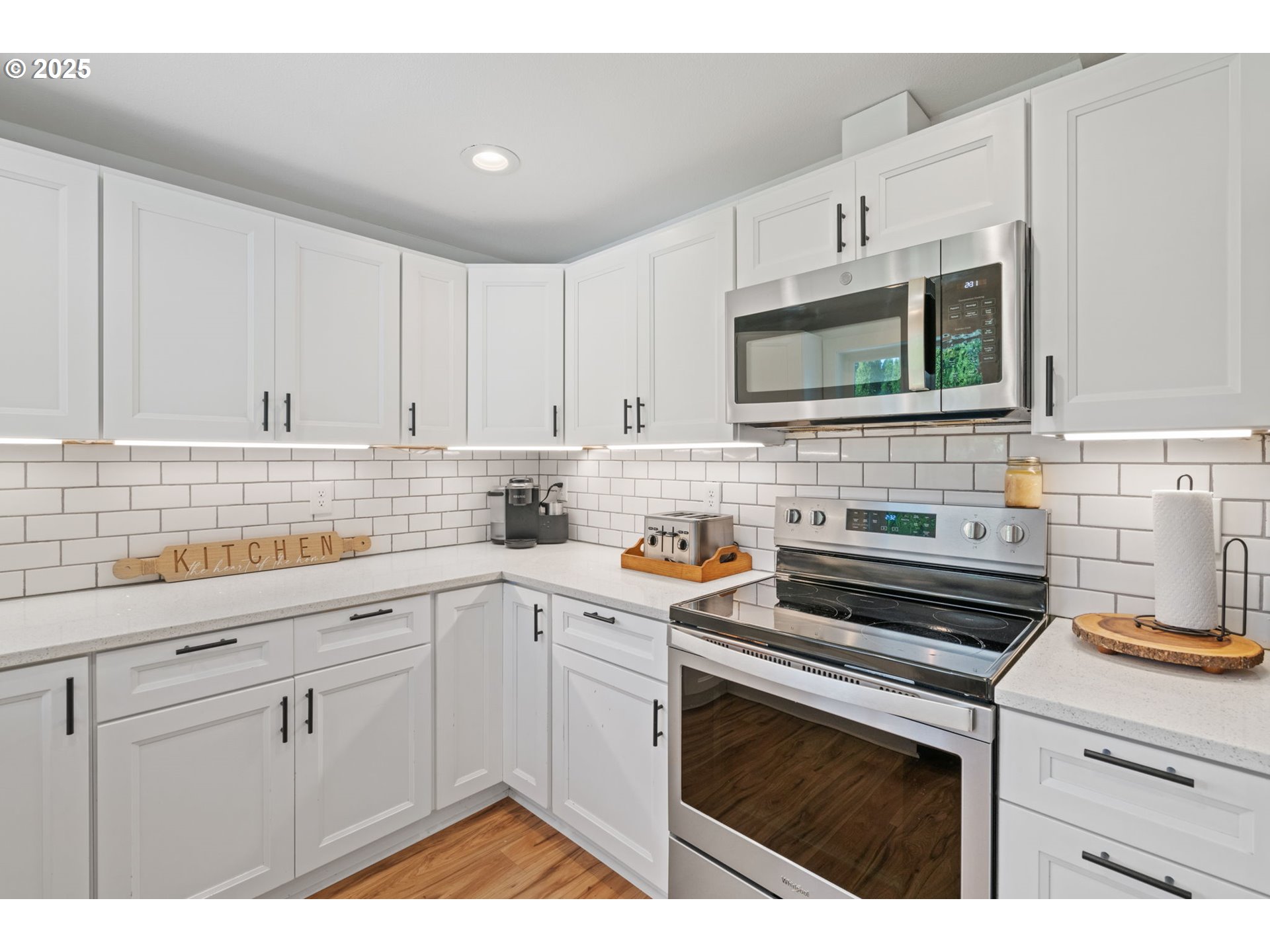 115 SW 4TH ST