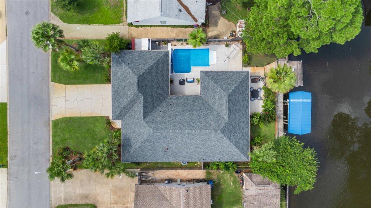 1624 Llani Lane