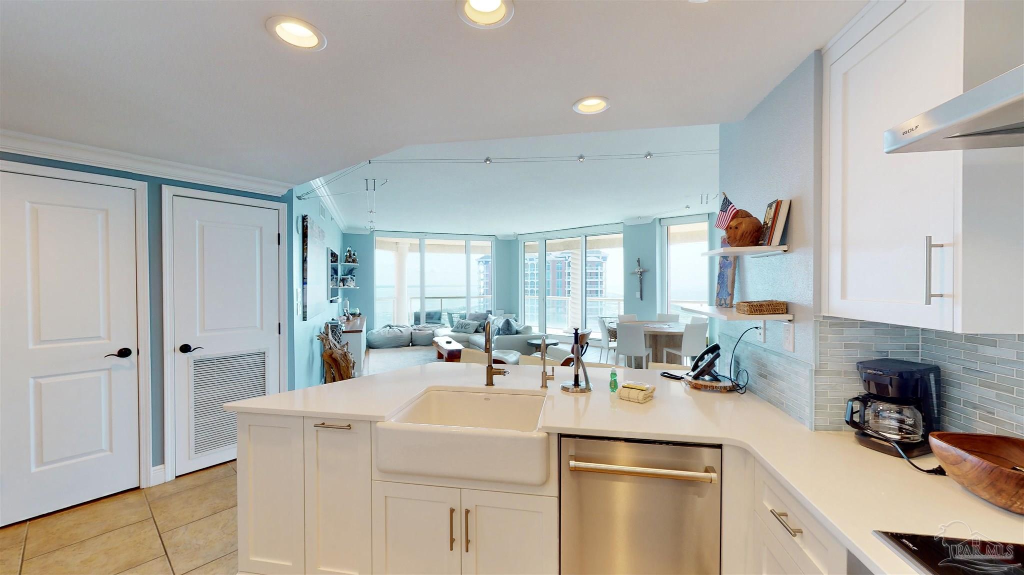 4 Portofino Dr # 1904