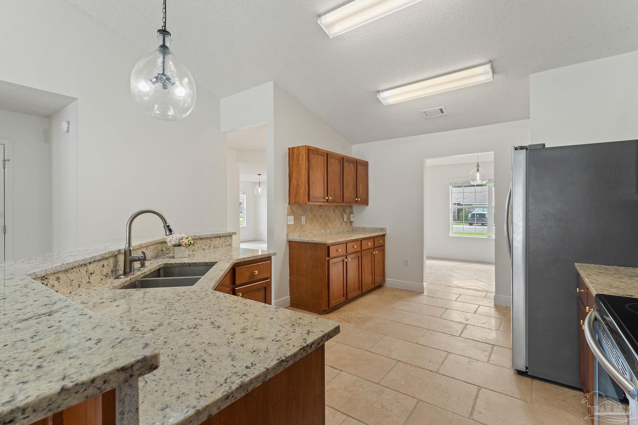 1348 Connemara Cir